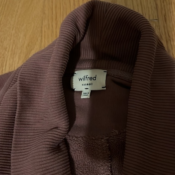 Mauve Wilfred cardigan - Picture 2 of 3